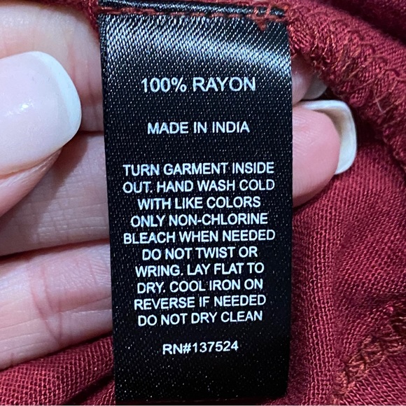 Express Woman’s Red Over Sized Tee, 3/4 Sleeve, with Collar Strap, Size M - Picture 4 of 4